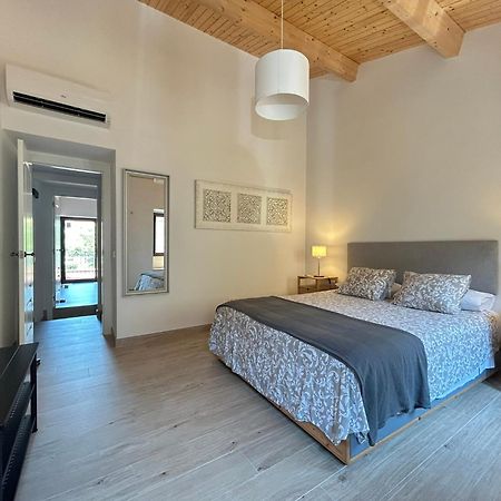 Casabala - Near The Beach And Barcelona Center Бадалона Екстериор снимка