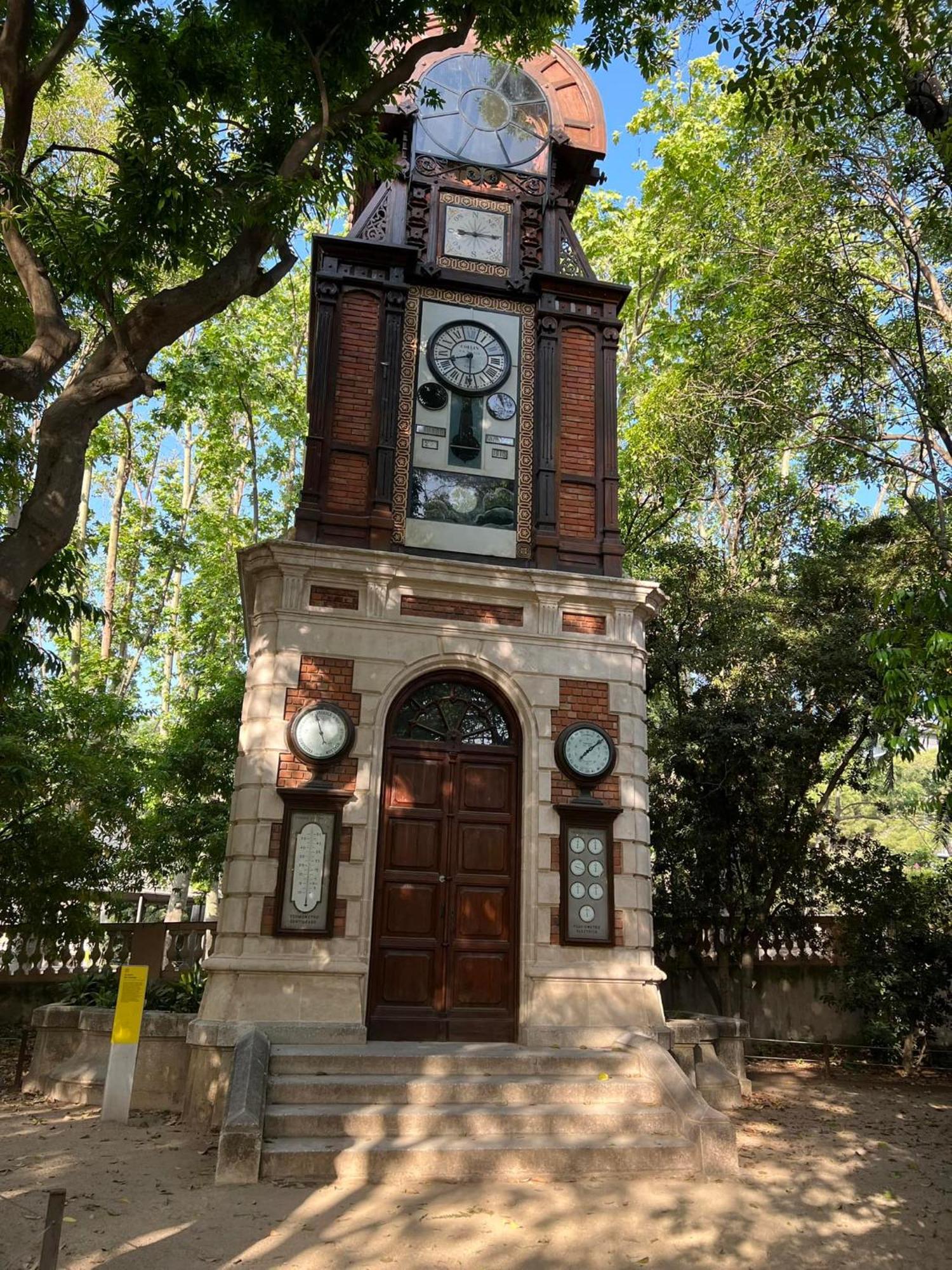 Casabala - Near The Beach And Barcelona Center Бадалона Екстериор снимка