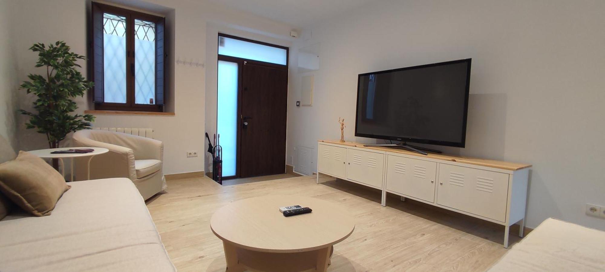 Casabala - Near The Beach And Barcelona Center Бадалона Екстериор снимка