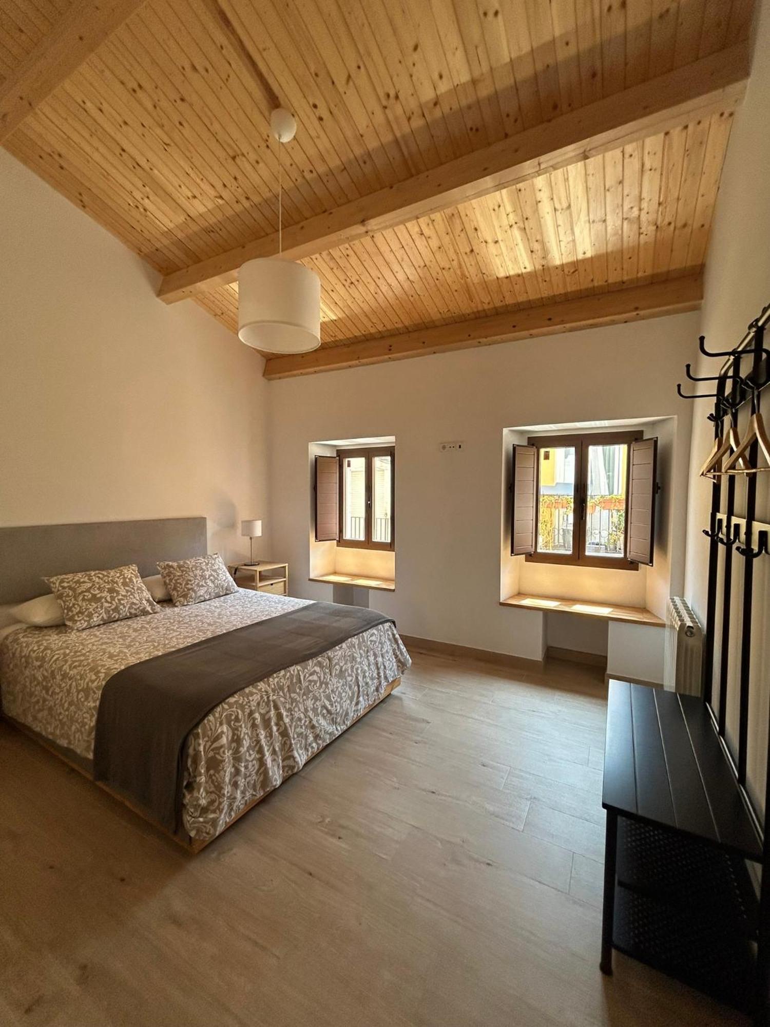 Casabala - Near The Beach And Barcelona Center Бадалона Екстериор снимка