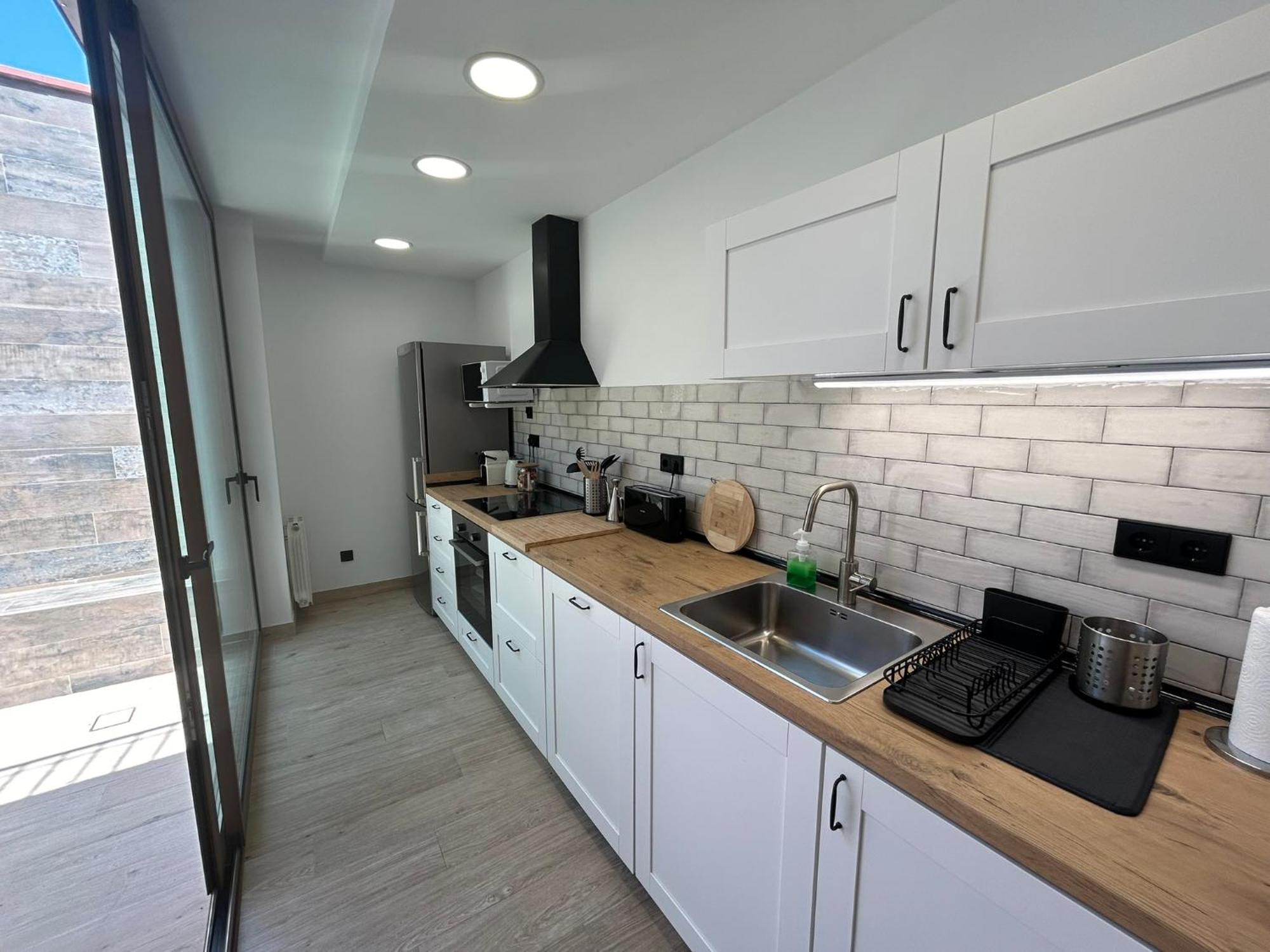 Casabala - Near The Beach And Barcelona Center Бадалона Екстериор снимка